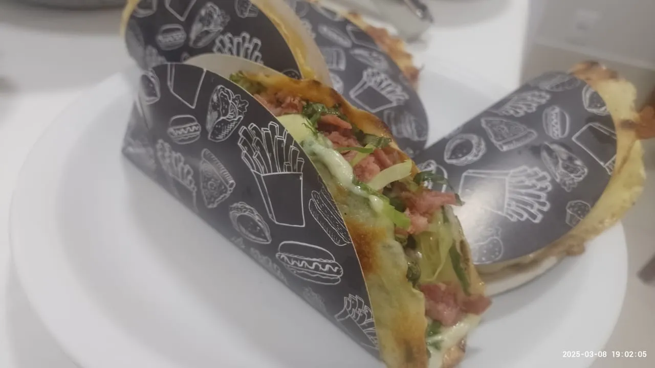 Buffet de Crepe Francês de Cone na Granja Viana Imagem