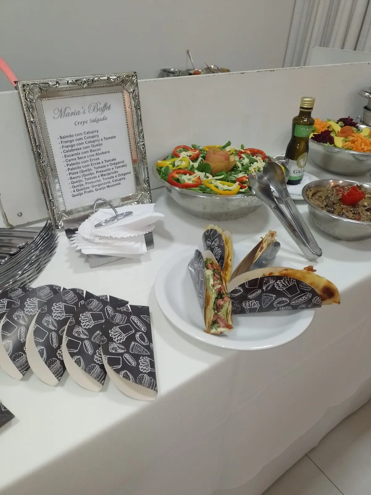 Buffet de Crepe Francês de Cone no Centro