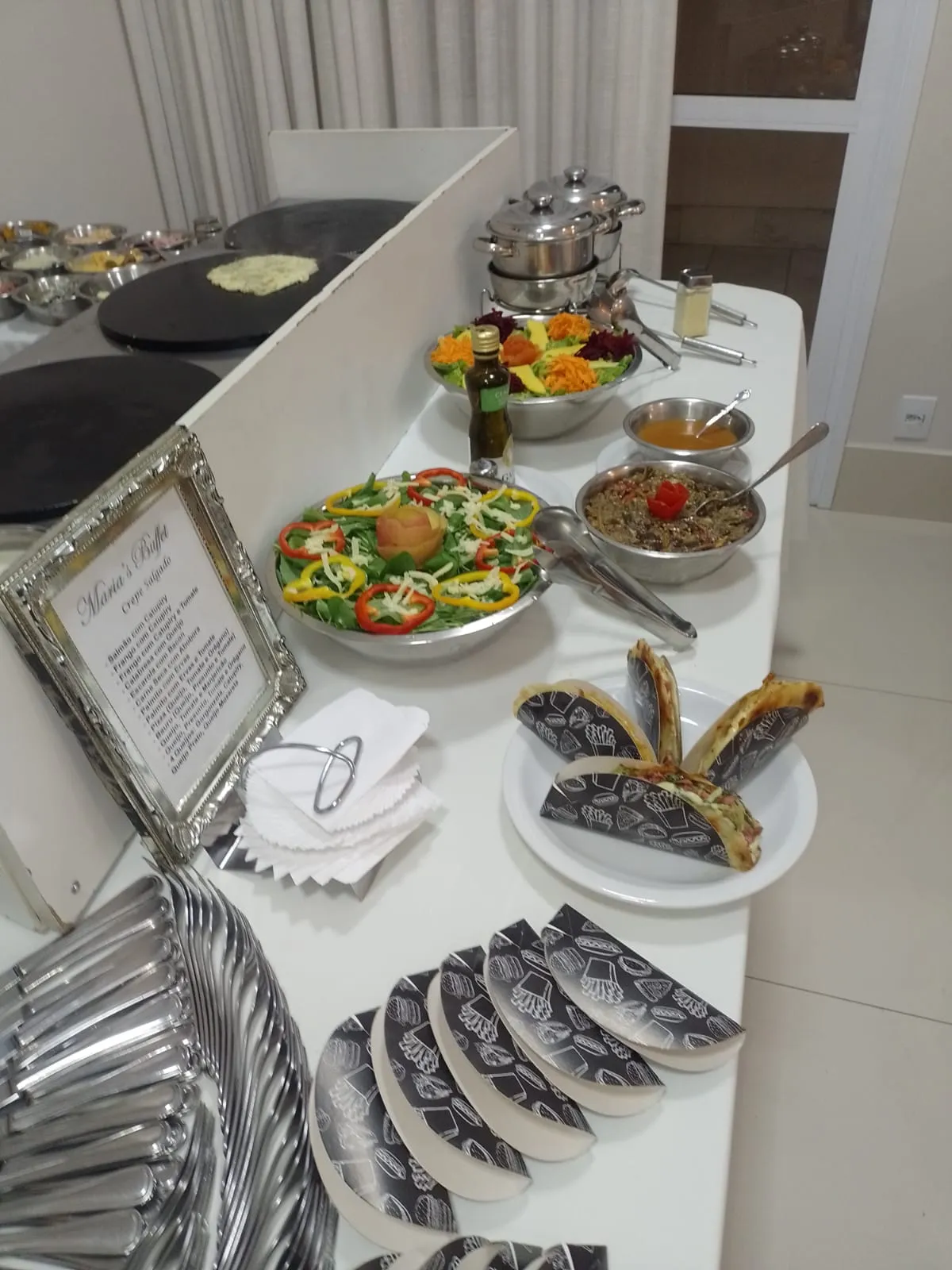 Buffet de Crepe Francês de Cone no Embu
